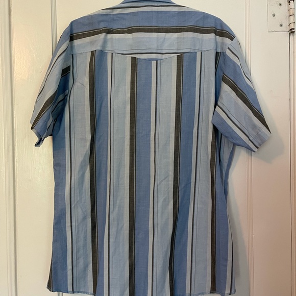 Wrangler Pearl Snap Button Down - Picture 2 of 4